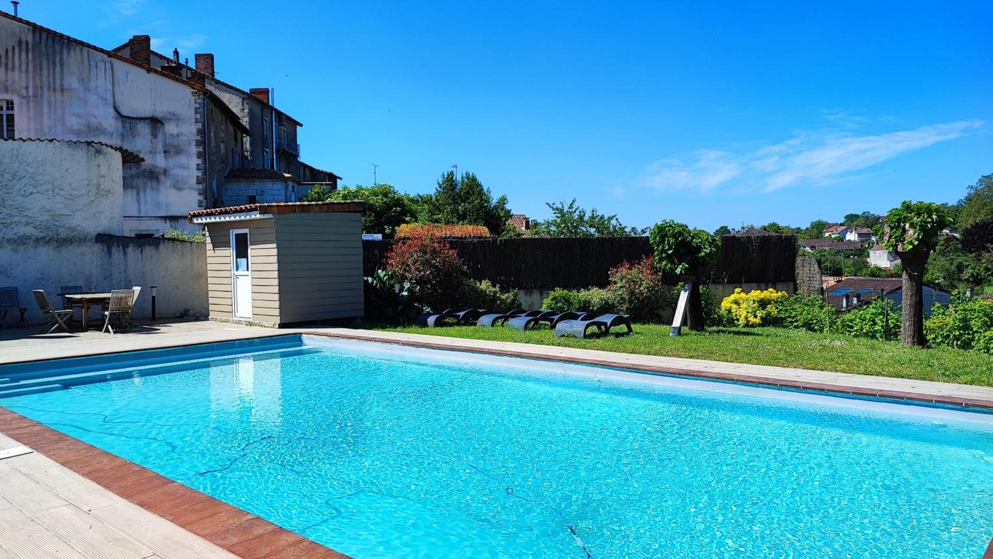 Logis Grand Hotel Pelisson Nontron Exterior foto