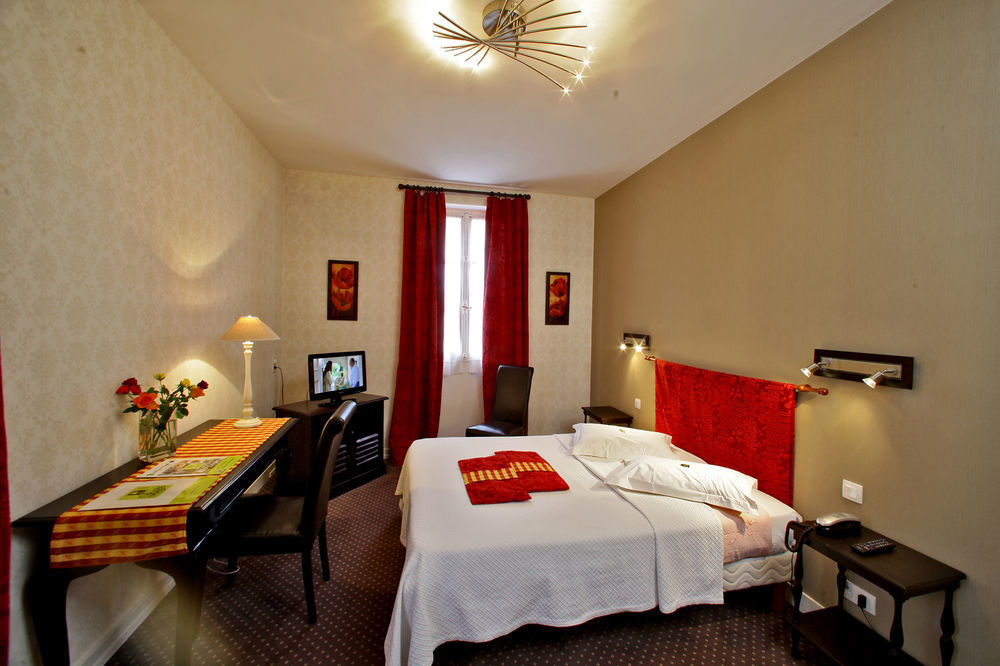 Logis Grand Hotel Pelisson Nontron Exterior foto