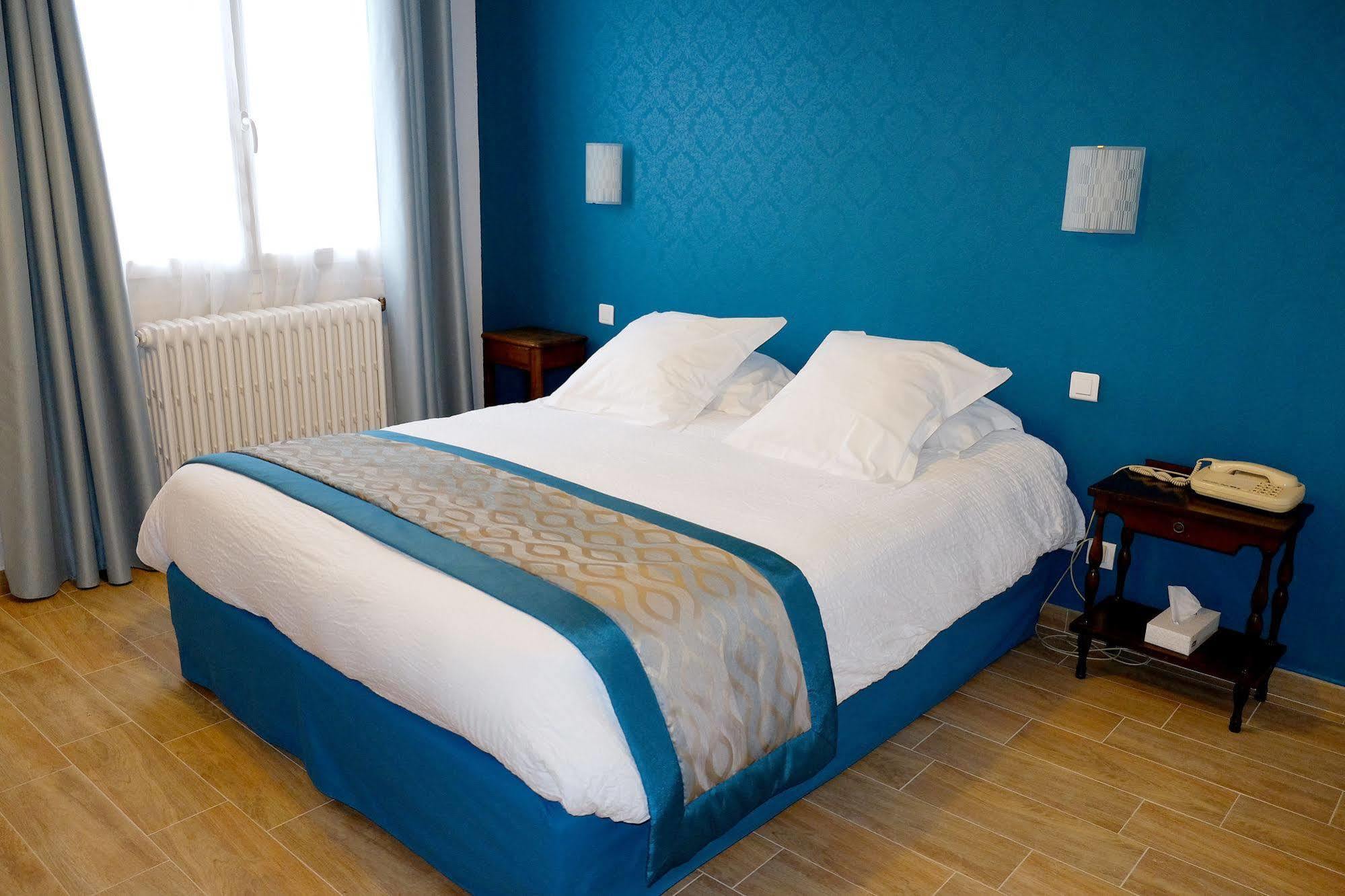 Logis Grand Hotel Pelisson Nontron Exterior foto